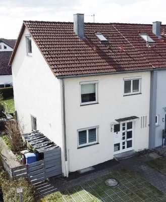 Charmante Doppelhaushälfte mit großem Garten