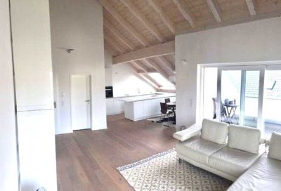 Ab 01.09.2026 zu vermieten: topmoderne, ruhige 2-Zimmer Dachgeschosswohnung nahe Audi in Etting