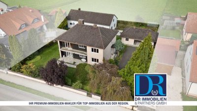 Zweifamilienhaus mit Bauplatz auf 1.345 m² großem Grundstück