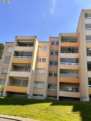 gepflegte 3-Zi.-Wohnung (WG-geeignet) mit Balkon in Pforzheim-Buckenberg