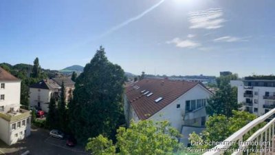 Gemütliche 3 Zimmer Dachgeschosswohnung mit Balkon