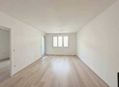 Moderne 2-Zimmer-Wohnung mit Balkon und Kühlung! Stellplatz verfügbar!