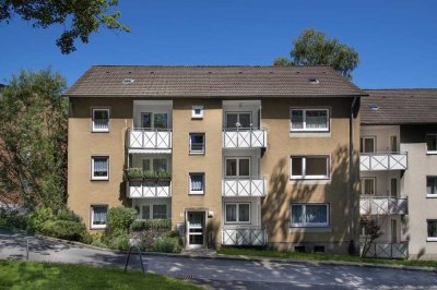 Prima Wohnung mit 3-Zimmern, Balkon und neuem Bad im Erdgeschoss in Lüdenscheid Worth-Honsel