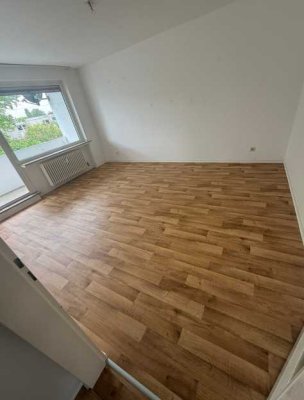*Neu renovierte 3ZKB Wohnung*
