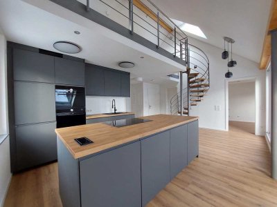 Helle 3,5-Zimmer Maisonette KfW55 mit EBK und PV in Konstanz-Wollmatingen
