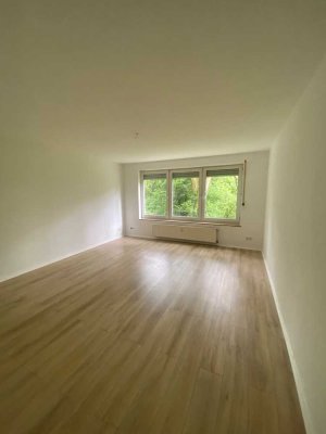 Neuwertige 3-Raum-Wohnung in Bergisch Gladbach