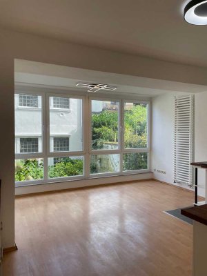 Schöne Hochparterrewohnung an der Essener Innenstadt