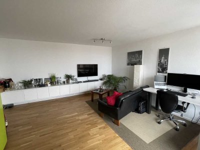 Moderne 2-Zimmer Wohnung im 3. OG mit Balkon in Stuttgart-Nord