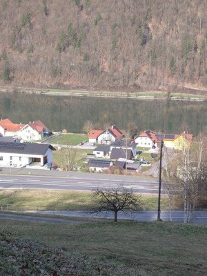 Einfamilienidylle mit großem Garten an der Donau bei der Schlögener Schlinge