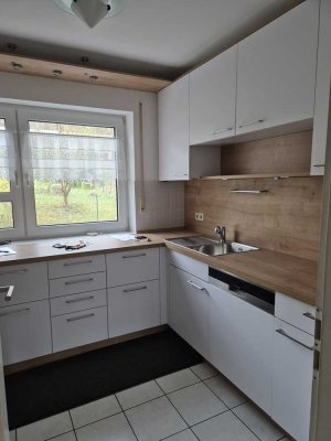 Stilvolle 3-Zimmer-Wohnung mit Balkon und Einbauküche in Ochsenfurt