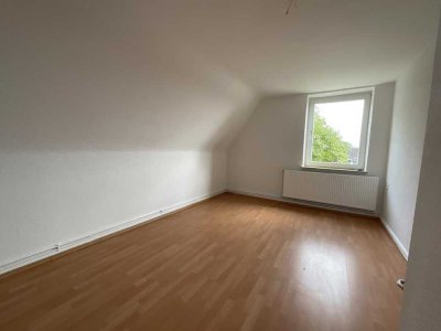 Gemütliche 2-Zimmer Dachgeschosswohnung im grünen Fedderwardergroden