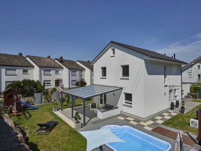 Schicker Neubau auf einem traumhaften Grundstück mit Rheinblick - nur 20 min. bis Koblenz!