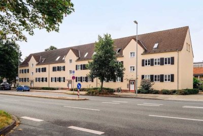 Dachgeschosswohnung mit Tageslichtbad // DG rechts