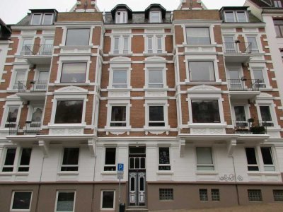 Schöne geräumige 4-Zimmer-Wohnung in Zentrumsnähe