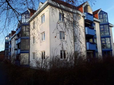 Freundliche 2-Zimmer-Dachgeschosswohnung mit Balkon in Neubrandenburg