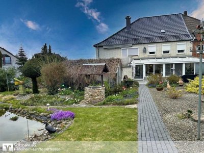 Lüdersen: Viel Platz für Ihre Ideen - Geräumige DHH, schöner Garten, zwei Garagen...