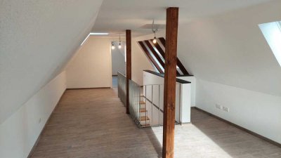 Schöne Maisonette-Wohnung mit 5 Zimmern, Südbalkon und EBK in Schwäbisch Gmünd
