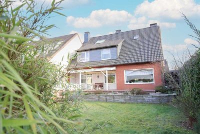 Am Naturschutzgebiet: Reiheneckhaus für 2 Familien mit eigenem Garten in Bochum-Höntrop