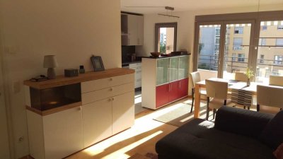 Gepflegte moderne 3-Raum-Wohnung mit EBK im Münchner Norden