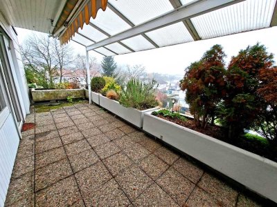 Attraktive und sehr geschmackvoll renovierte Dreizimmerwohnung in  ruhiger Lage von Passau West