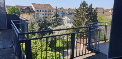 Möbliertes 1-Zimmer-Apartment mit kleinem Balkon in Mannheim-Neckarau