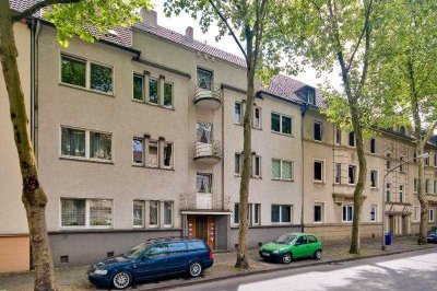 * 2-Zimmer-Wohnung mit Balkon in Sanierungsphase*