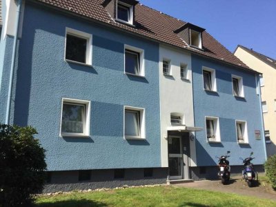 Miet mich - schön aufgeteilte  und einzugsfertige 3-Zimmer mit Balkon