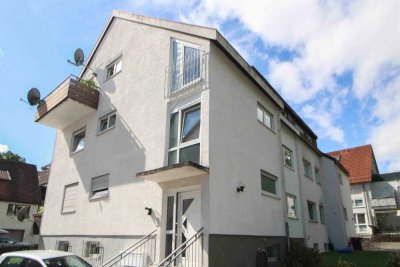 Gepflegte 3-Zimmer Wohnung mit Balkon und Garage