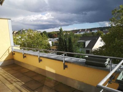 Schnuckelige  2,5 Zimmer Penthouse Wohnung mit herrlichem Weitblick in Böblingen-71034