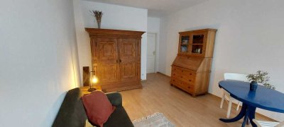 Attraktive möblierte 2-Zimmer-Wohnung mit großem Balkon