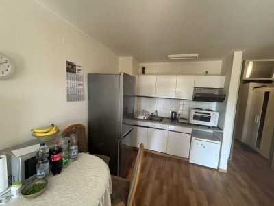 !!! Kapitalanleger aufgepasst !!!
Leerstehende Wohnung mit Stellplatz in Top Lage