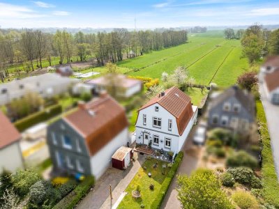 Gemütliches Einfamilienhaus mit Kamin und unverbaubarem Weitblick - Ihr Traum vom Wohnen