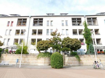 Gemütliche 2-Zi.-DG-Whg. mit Balkon am Nové-Mesto-Platz