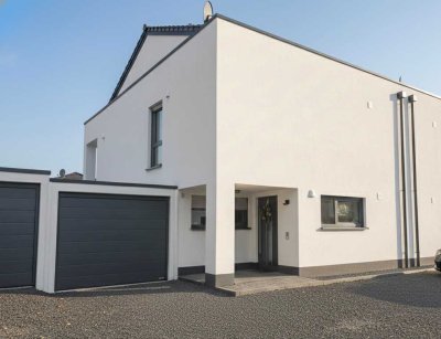 Sie suchen ein Haus zur Miete? 
Schöne Doppelhaushälfte mit Garten und Garage in Nörvenich