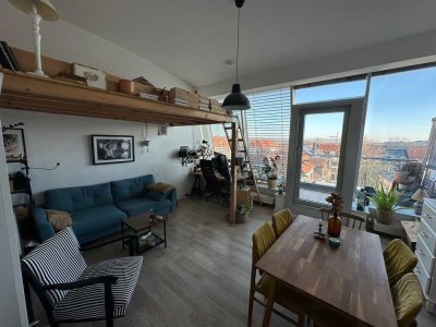 Wohnen über den Dächern der Neustadt! großzügige 1-Zimmer Dachgeschosswohnung mit Dachterrasse!