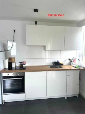 * EBK gegen Abstand * modernes Bad * Wohnküche + Schlafzimmer KL WEST *  ARBEITERVIERTEL *