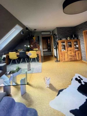 3 Zimmer DG Wohnung zu vermieten in Lingenfeld