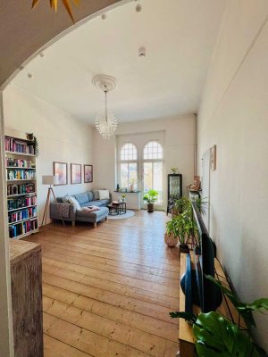 Wunderschöne lichtdurchflutete 3 Zimmer-Altbauwohnung am Rande des Briller Viertels