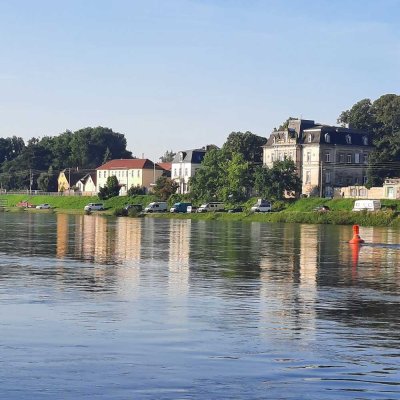 Modernes Wohnglück mit Dachgeschoß- Studio direkt an der Elbe in Niederpoyritz