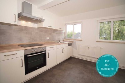 !! Single-Wohnung am Küchwald !! 2 Raum DG-Whg. mit EBK und tollem Tageslichtbad