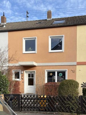 Charmantes Reihenhaus mit 4 Zimmern in Augsburg-Hochzoll