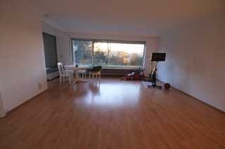 Freundliche 3-Raum-Wohnung mit EBK und Mitnutzen vom großen Garten in Marburger Ortsteil