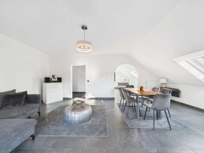 Sanierte Wohnung mit 4 Zimmer, Loggia und Stellplatz in Kirkel-Neuhäusel - Provisionsfrei