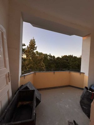 Exklusiv kernsanierter Altbau mit hochwertiger Designausstattung