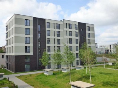 Barrierefreies Wohnen: 2-Zi. Whg. mit EBK und Loggia, Parkett m. FBH
