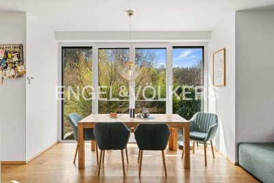 4-Zimmer-Neubau-Gartenwohnung mit 340 m² Garten und Seeblick