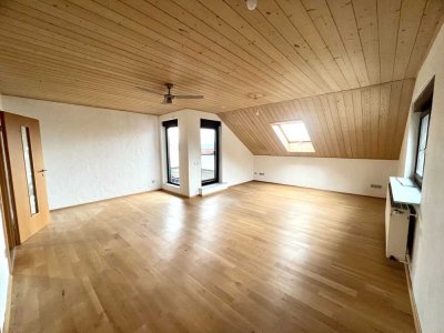 Schöne 4-Zimmer-Wohnung mit Dachterrasse und EBK in Sinsheim-Hoffenheim