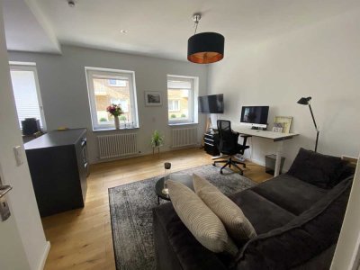 Stilvolle, vollständig renovierte 2-Zimmer-Wohnung mit gehobener Innenausstattung in Aachen