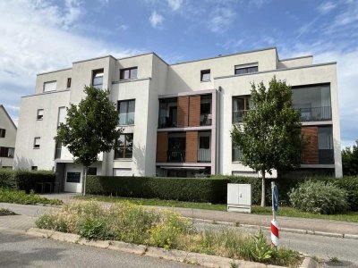 Sehr gepflegte, durchdachte 4-Zimmer-ETW mit Außen- und TG-Stellplatz, Terrasse u. Grundstücksanteil