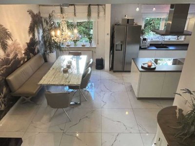 Baldham - Attraktive Doppelhaushälfte mit viel Platz und großzügiger, geschickter Raumaufteilung